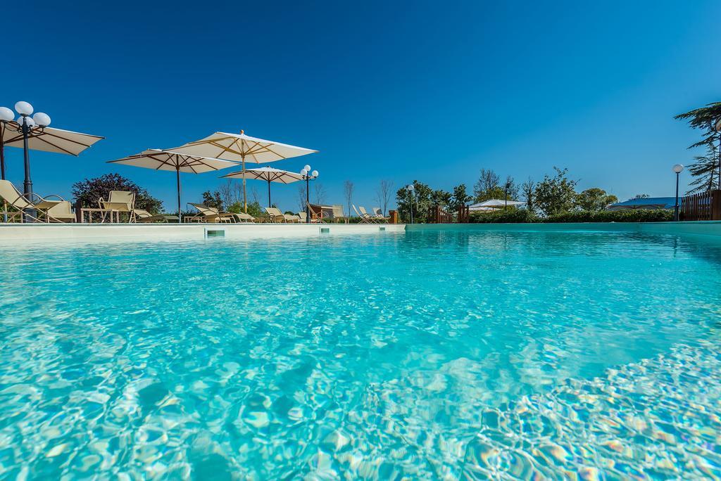Relais Paradiso Resort & Spa Marcellano Екстер'єр фото