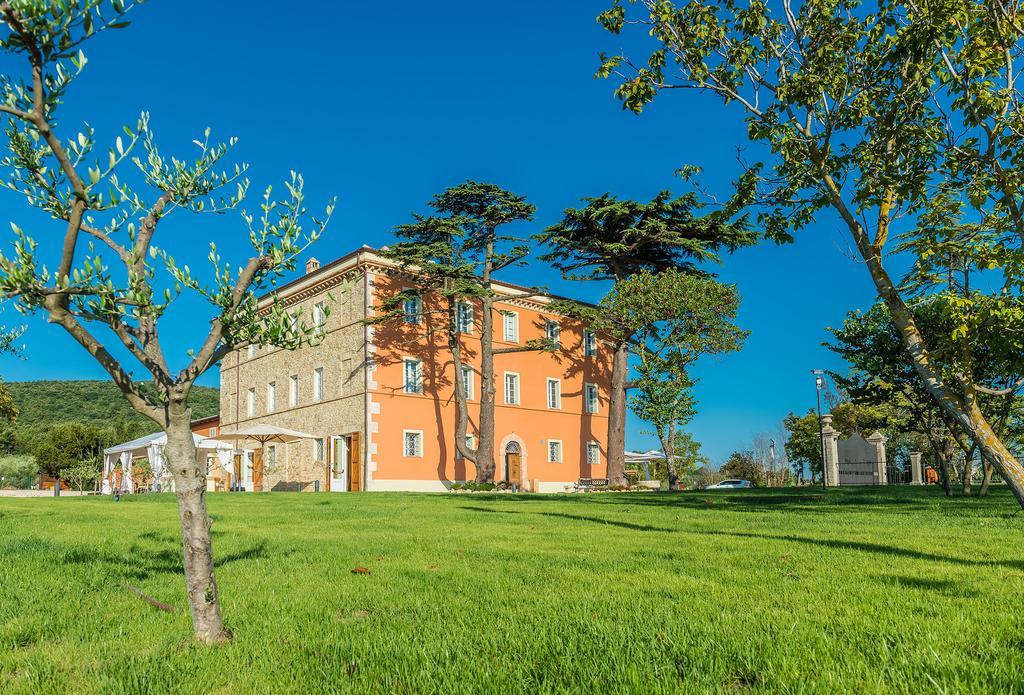 Relais Paradiso Resort & Spa Marcellano Екстер'єр фото