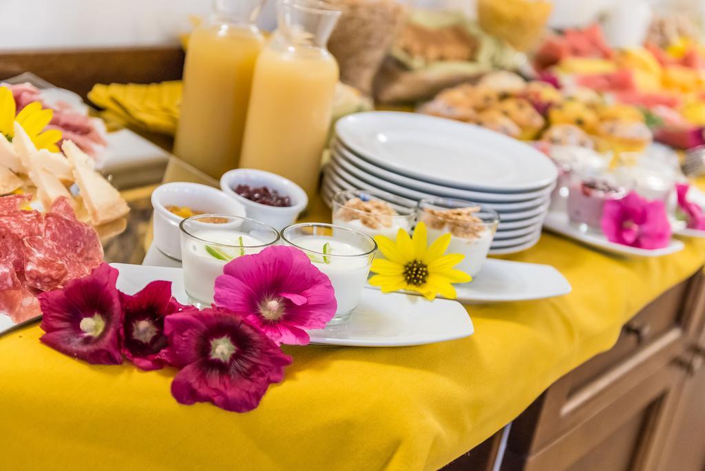 Relais Paradiso Resort & Spa Marcellano Екстер'єр фото